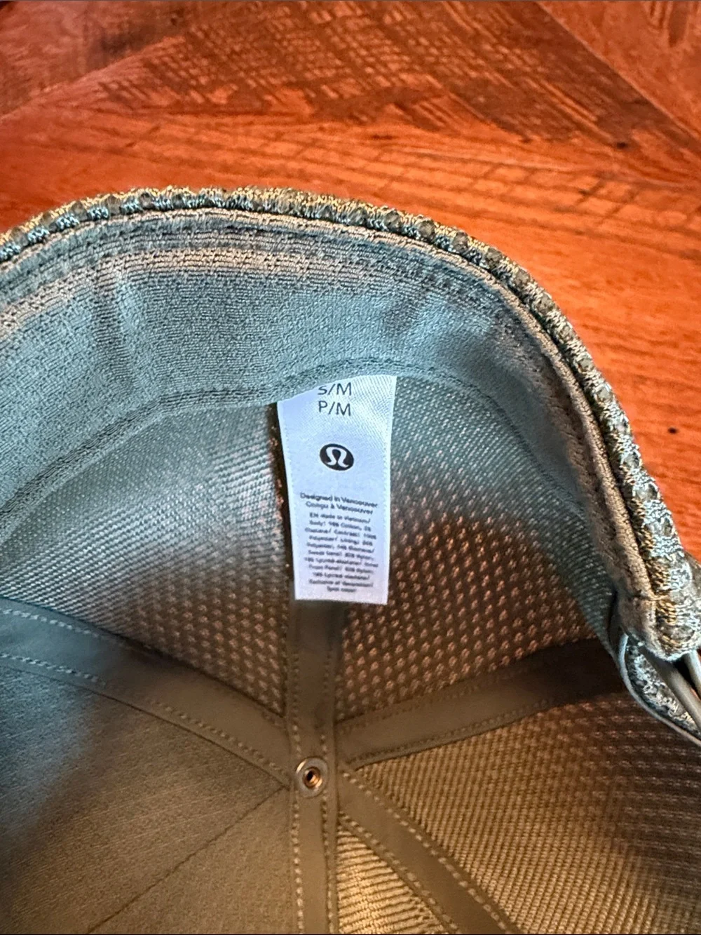 lululemon athletica women’s Sage Green Mesh Trucker Hat Sz s/m